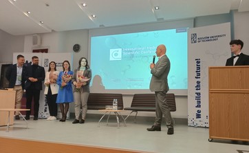 Komitet organizacyjny konferencji pod przewodnictwem Prorektora Politechniki Rzeszowskiej prof. J. Sępa