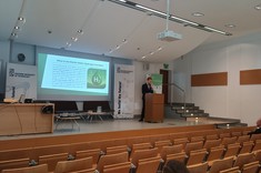 Mgr inż. M. Mrozowski podczas wystąpienia