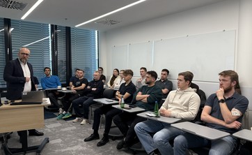 Spotkanie studentów kierunku LiK z pracownikami MTU Aerto Engines Polska